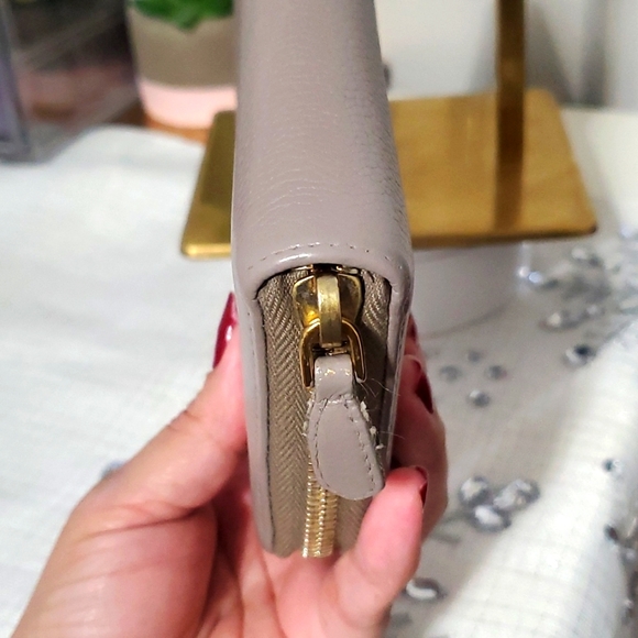 Prada around Zipper Purse Long Wallet - Picture 9 of 16